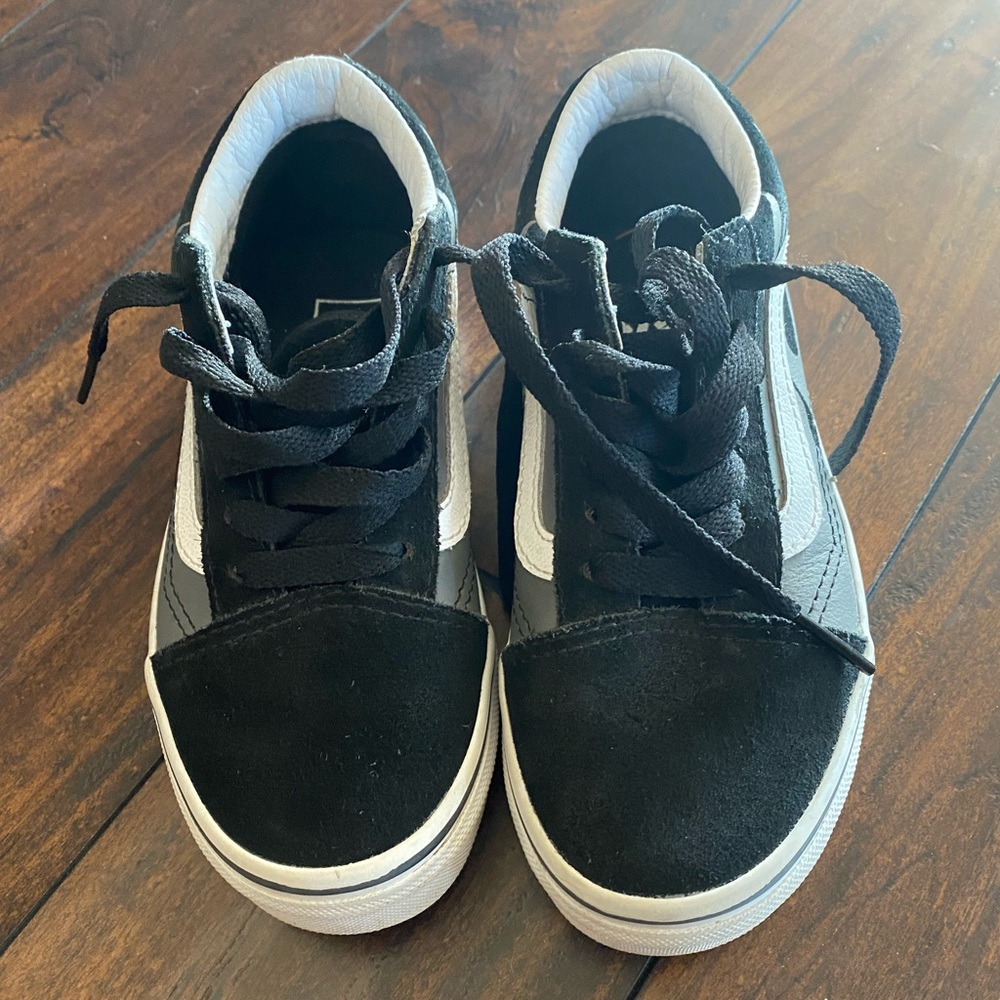 Boys vans.